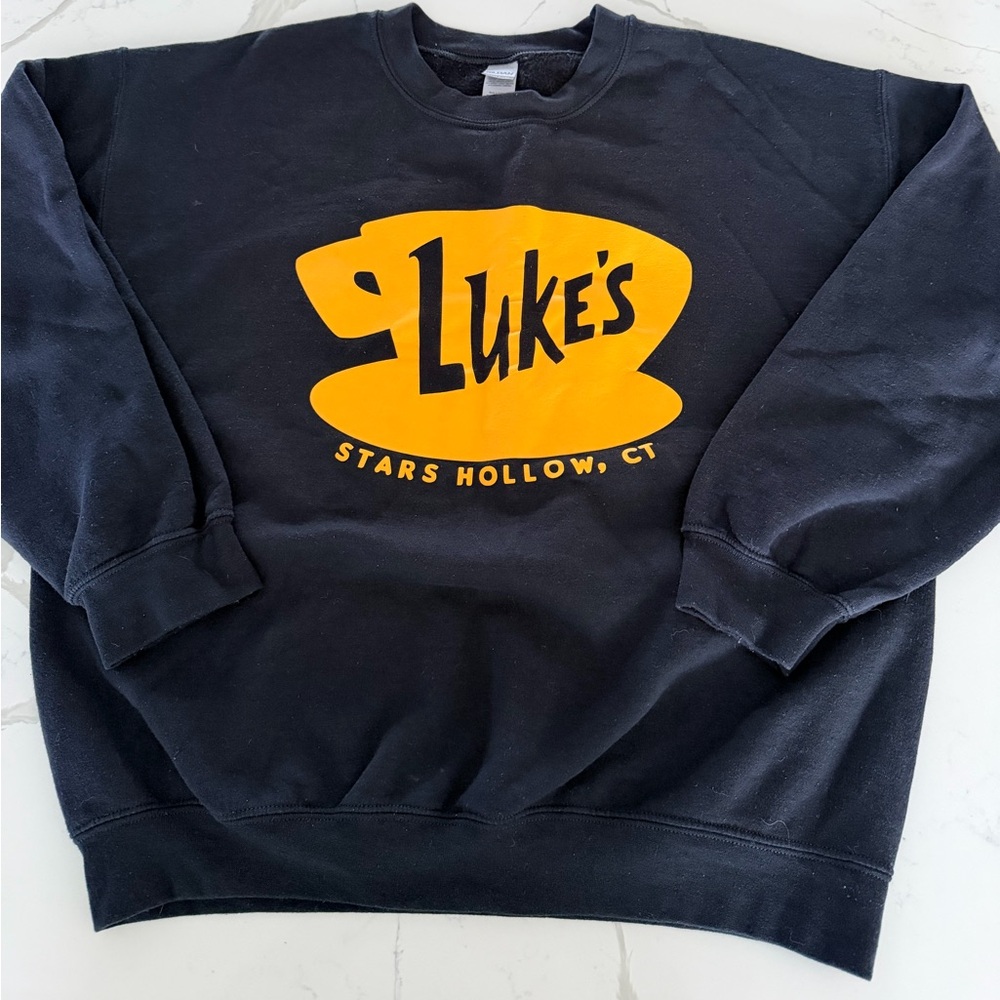 Gildan Black and Yellow Crewneck Sweatshirt